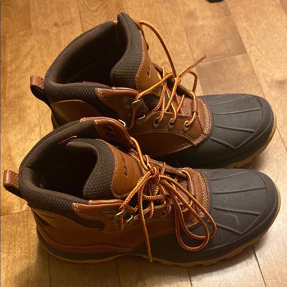 L.L. Bean Storm Chasers Classic Waterproof Leather Boots Lace-Up Size 9m Euc View 2